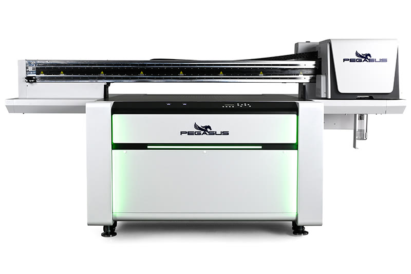 Drukarka UV Pegasus MATRIX 1314 – widok z przodu